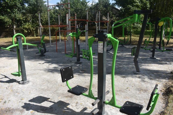 Відкриття workout-майданчиків в Макарівському районі. Фото