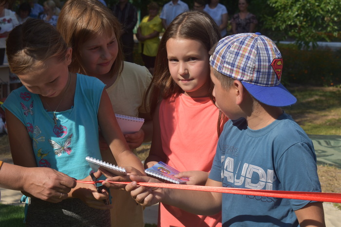 Відкриття workout-майданчиків в Макарівському районі. Фото
