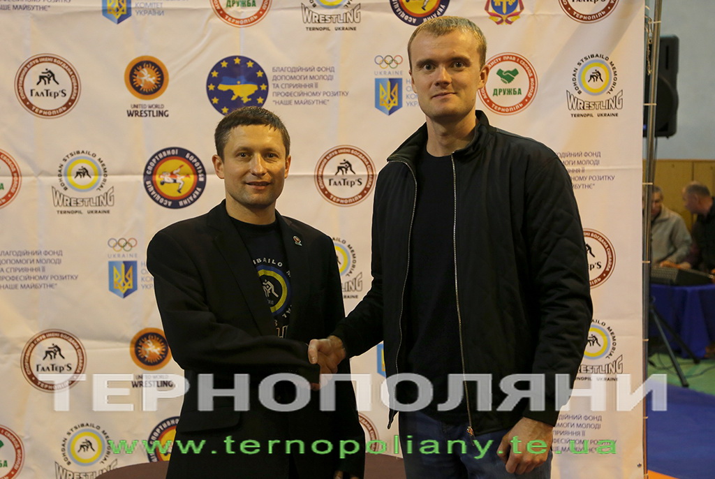 Меморіал Сцібайла з вільної боротьби, Тернопіль. Фото