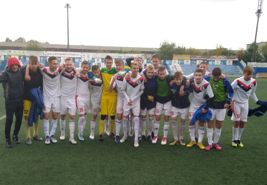 Чемпіонат України з футболу, Вища ліга ДЮФЛУ. Фото
