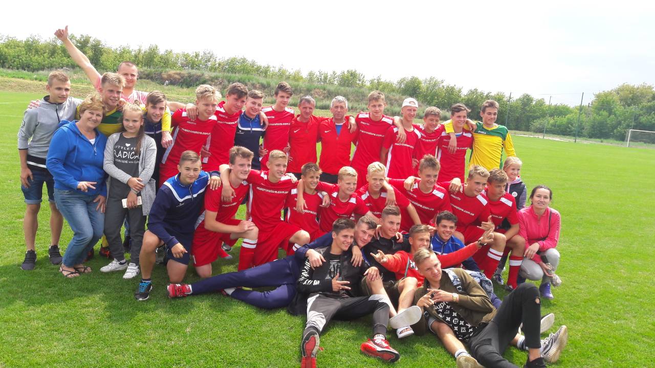 ДЮФЛУ. Фінальний турнір. U-15. Фото