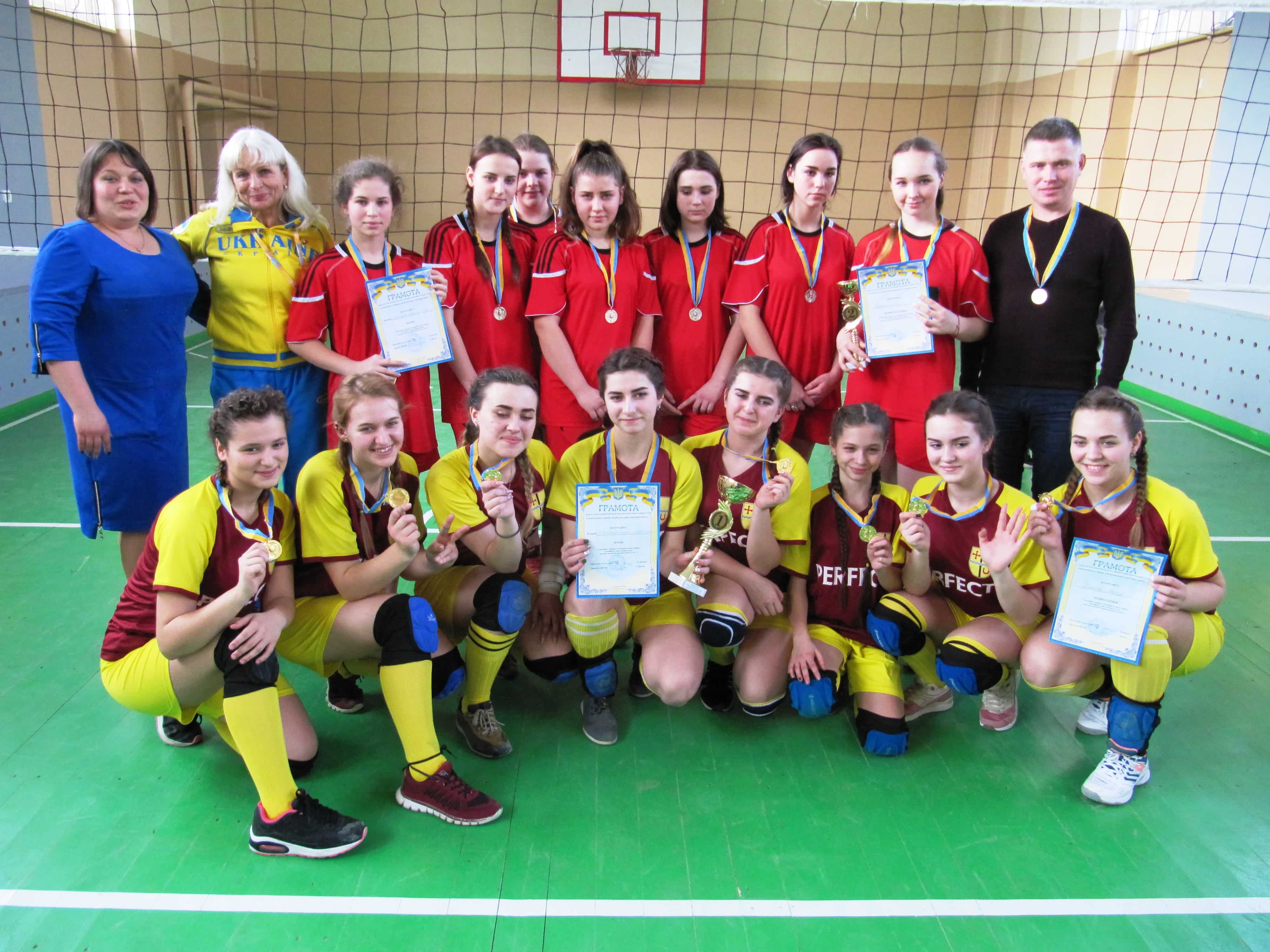 Шкільна волейбольна ліга України: перший етап. Фото