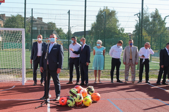 Відкриття мультифункціонального спортивного майданчика, Фастів. Фото