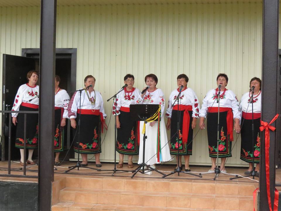 Спорткомплекс, Дибинці. Фото