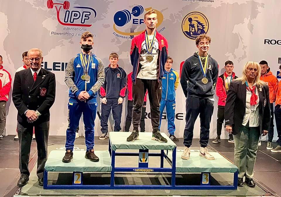 чемпіонат Європи з класичного паверліфтингу в Швеції. фото