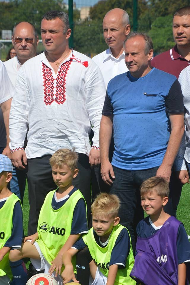 Відкриття футбольного поля у Фастові. Фото Відкриття футбольного поля у Фастові. Фото