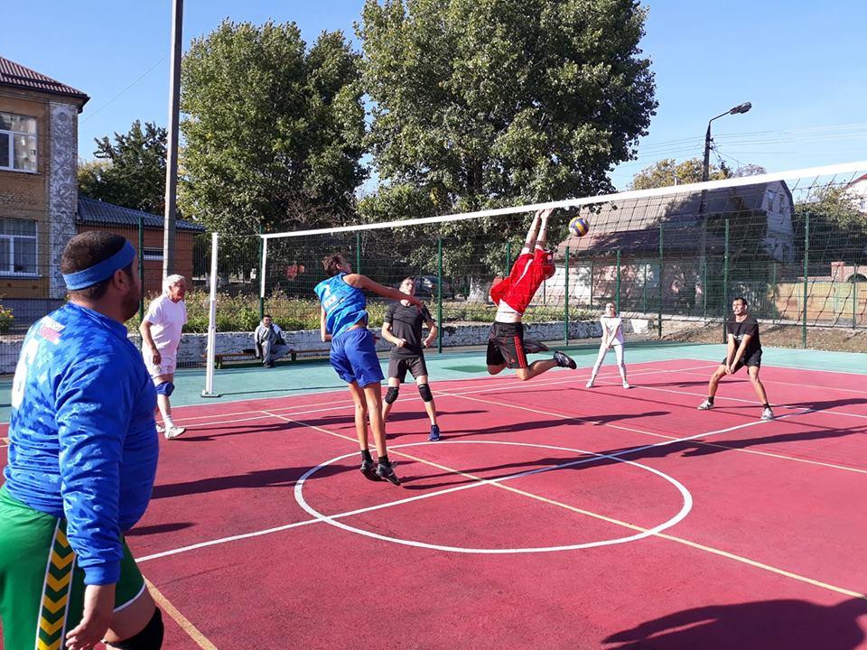 Чемпіонат Василькова з волейболу. Фото