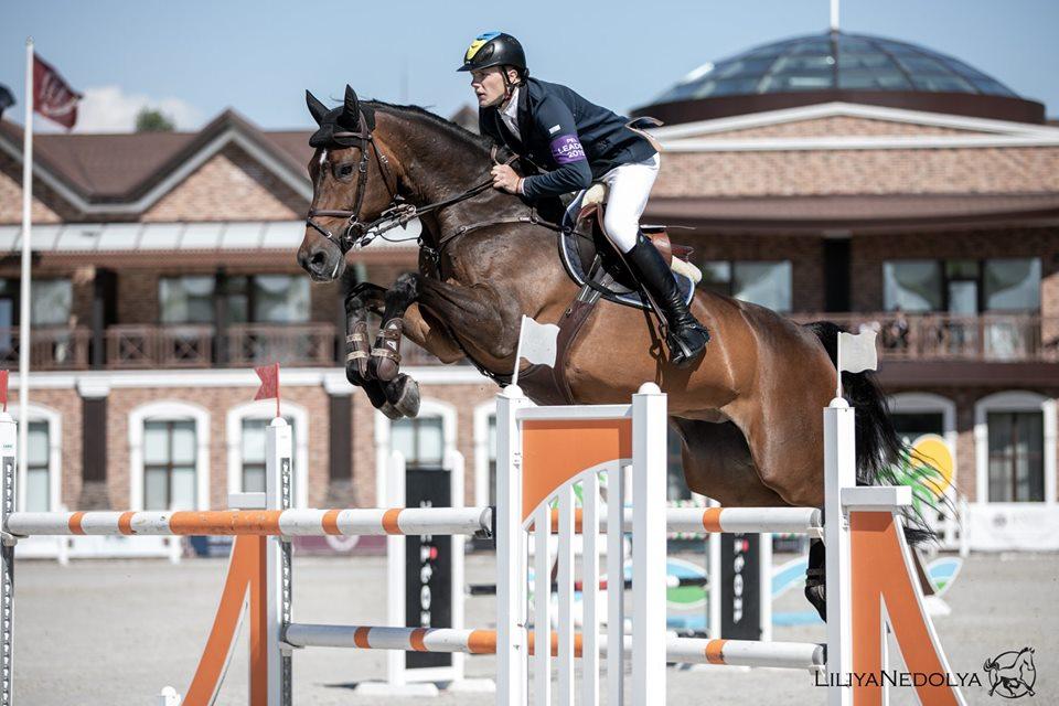 ІІ етап відкритих регіональних змагань з подолання перешкод Equides Cup. Фото