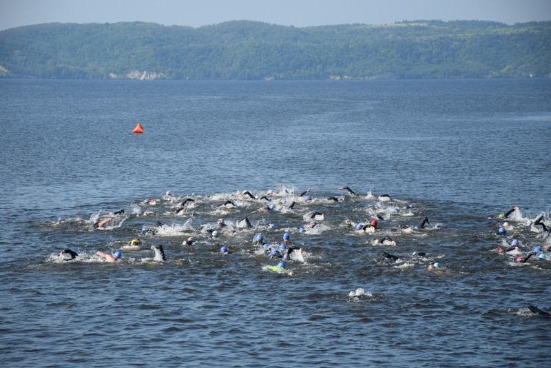 міжнародні змагання серед тріатлоністів Слов’янська хвиля. Фото