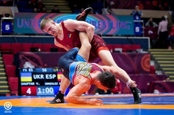 вільна боротьба. фото