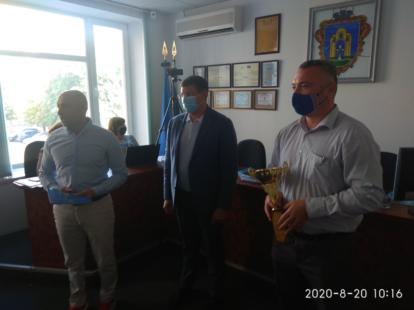 Вручення нагород на сесії Броварської міської ради. Фото