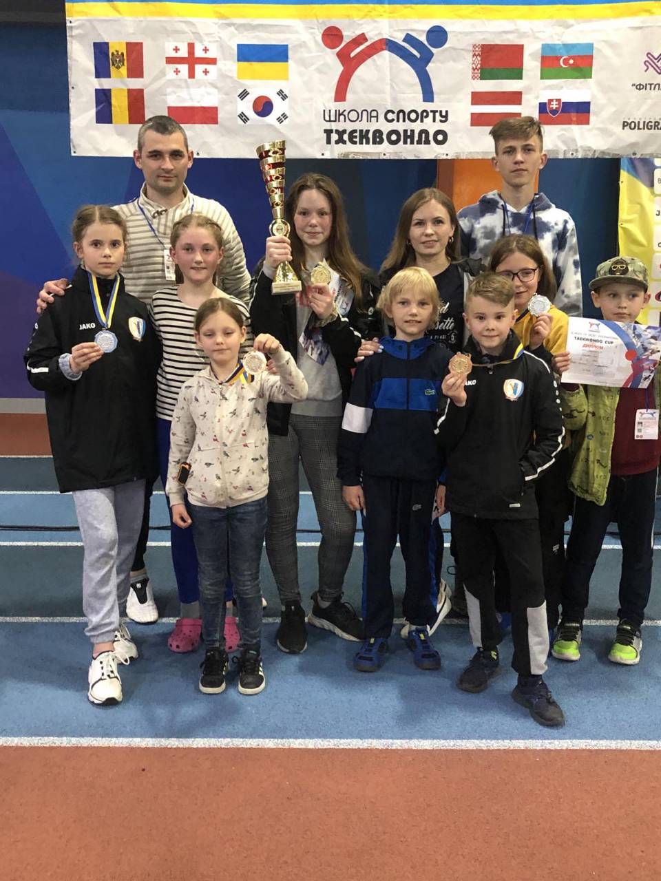 клуб «Емпайр». фото